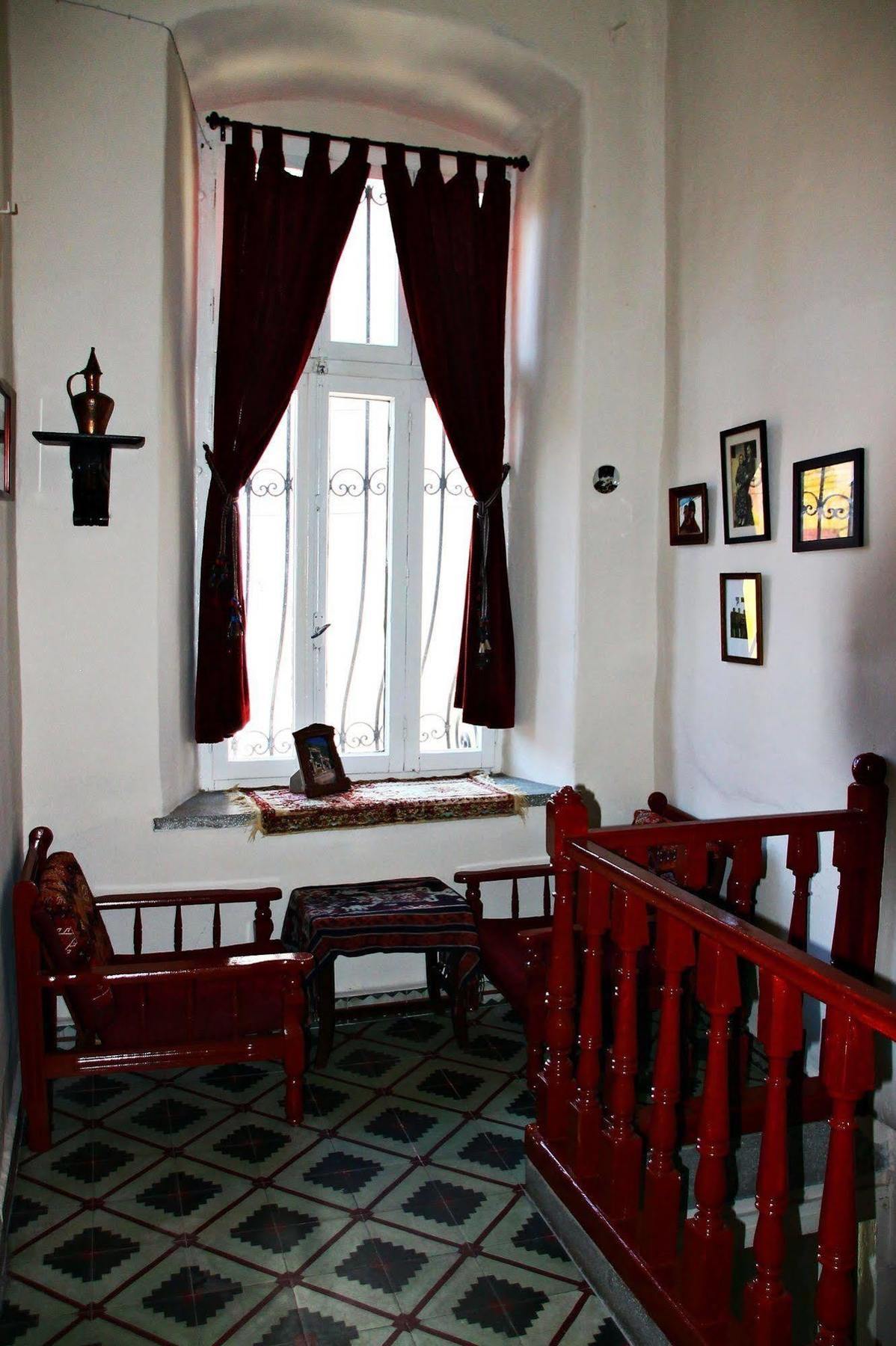 Odyssey Guest House Bergama Exteriör bild